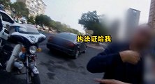 江苏淮安：醉驾与警车发生碰擦，民警一查司机身份不简单