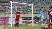 釜山再次获得角球找后点 李庭协头槌稍稍高出球门