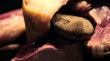 呼伦贝尔特色奶桶肉，口感酥烂入味，要多好吃有多好吃