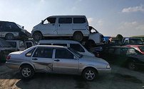 为什么很多车主宁愿把车丢路边，也不申请报废？车主：我不傻！