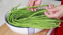 今天才知道，豇豆保存不用放冰箱，教你正确方法，放得越久越好吃