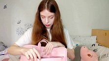 我书包里面是什么? What's in my school bag?