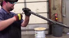 手腕粗的钢索，是如何连接打环的？小伙这波操作真优秀！