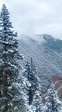 雪景中的天路十八弯。你说美不美？