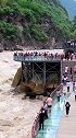 进入7月的虎跳峡，迎来最美的观景季
