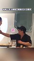 沈腾与李玉刚聚餐不胜酒力，趴在桌子上装作喝醉逃酒太滑稽
