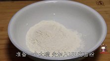 农村媳妇教您做油酥饼，没有添加剂，个个酥脆层多，咬一口还掉渣