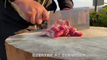 天冷贴膘怎能少得了五花肉，先腌后烤肥瘦搭配，焦酥鲜嫩，长肉了