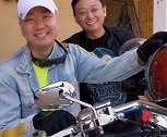 郭冬临与邵峰秀新摩托车，据传还是中国第一辆？网友：有钱任性！