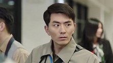 四年之后查尔德携夫人回到上海，吴一白一眼认出夫人就是陈梦蕾
