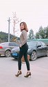 气质女人时尚街拍，一个转身真是漂亮