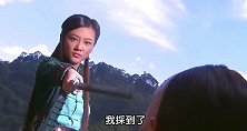 美女让帅哥去采荷花，没想到帅哥实在是太坏了！