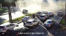 安逸的路面，瞬间出现不速之客，2秒厚一团混乱！