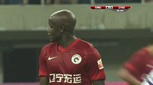 中超-14赛季-联赛-第22轮-27分钟射门 宏运詹姆斯发任意球直接一脚劲射高出横梁-花絮