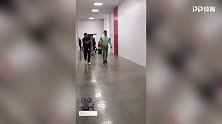 中国麦上线！CJ身穿“中国”字样外套力挺中国！网友：这波粉了