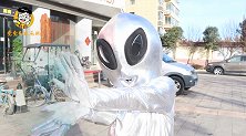 真人奥特曼：奥特曼偶遇蜘蛛侠，两人惺惺相惜，相约一起保护地球