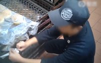 汉堡王用过期面包做汉堡 发霉面包继续卖 鸡腿排保质期随意改