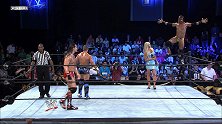 NXT第124期：佩吉闪亮登场 凯撒罗前搭档暴打自拍哥