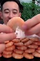 三层吃南美对虾，非常肥美爽口，过瘾！