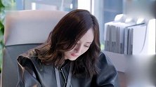 谈判官：黄子韬出现，杨幂装作没听见，黄子韬看见花就吃醋！