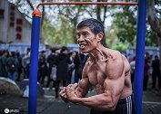 8.8全民健身日记者探访天坛大爷：站在健身鄙视链顶端的王者