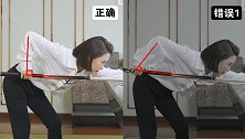 九球女王亲身示范标准台球站姿 潘晓婷教你改正打球陋习