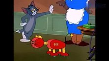 动画片新猫和老鼠：机器猫的战斗力比真猫强好多倍
