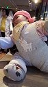 小宝宝练劈叉的样子好搞笑，长大后一定是个优秀的舞者！