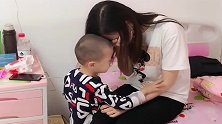 妈妈装哭试探儿子没想到儿子竟是这种反应，不愧是亲生的！