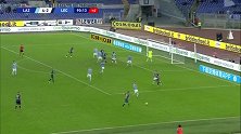下半场补时第1分钟莱切球员卡尔德隆尼射门 - 打偏