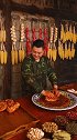 农村美食诱惑，香辣肘子开吃