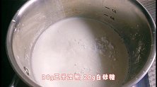 老公想吃脆皮炸鲜奶，媳妇一会炸了一大盘，老公：摆摊去吧