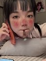 做干净好看的女孩 不愁眉苦脸