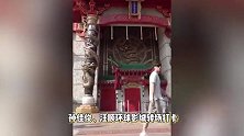 孙佳俊汪顺环球影城合照，你追我赶搞怪打卡，帅哥同框超养眼