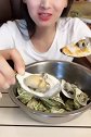 吃货吃生蚝，肥嘟嘟胖墩墩的生蚝肉，真香！