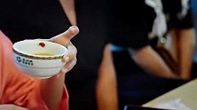 西双版纳特色百香果罗非鱼，又酸又辣太过瘾，两种食物搭配太奇妙