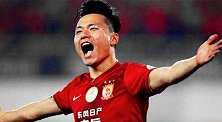本土最强中锋所向披靡 郜林摧城拔寨依旧勇猛