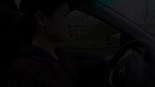 二货对女司机指手画脚大小声，结果被啪啪打脸，笑喷了