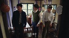 翔子挪用公款炒股亏钱，好友们凑钱帮忙解决问题