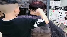 这是我见过年纪最小的“发型师”，看完膜拜了！不一样的王者！