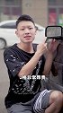 后视镜破损，轻松解决。汽车