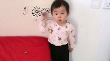 看女儿平时和爸爸打打闹闹，其实还是爱爸爸的，真是爸爸的小情人