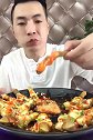 吃货吃蛏王肉，一口一个鲜香爽口，真嫩真香！