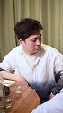 你一个大老爷们为什么那么怕老婆？林杉一指世喜百日瓶m礼遇新生夫妻