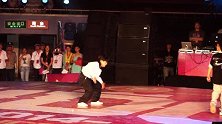 街舞-14年-WDG：李昊举VS仔仔 少儿Locking决赛-专题