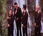 当年杨千嬅和梁家辉作为颁奖嘉宾，杨千嬅直呼：好尴尬