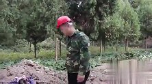 女经理拖欠工人工钱，董事长假扮农民工试探遭威胁，结局大快人心