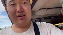 旅行到老挝琅勃拉邦！遇见路边摊看见好多人本地人买的奶茶？
