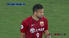 机会！朴柱昊后场带球失误玩火 埃神前场反抢无奈被吹犯规