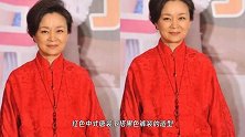 刘莉莉越老越时髦，一身红黑配意外穿出高级感，62岁美得好精致